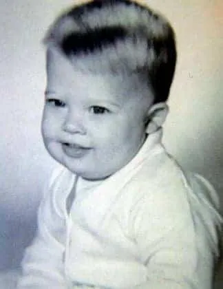 Meet Brad Pitt when he was a baby.