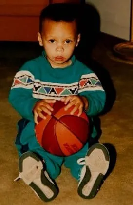 Young Stephen Curry in his Childhood.