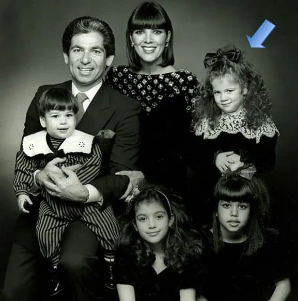 Khloe Kardashian as a kid, with her lovely family.
