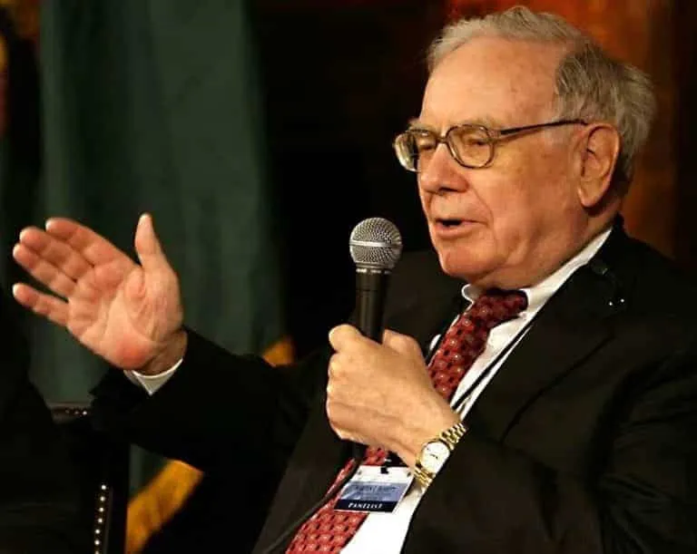 Warren Buffett is a great public speaker thanks to undergoing Dale Carnegie's course on public speaking.