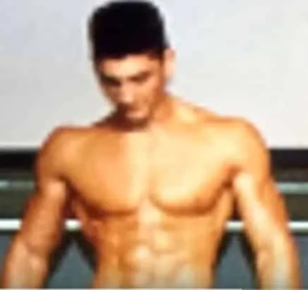 Bautista's physique during the early days of his bodybuilding career.