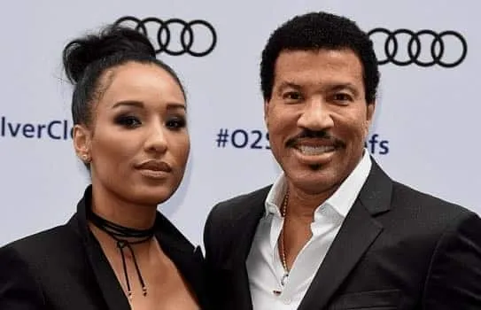 Lionel Richie with his girlfriend Lisa.