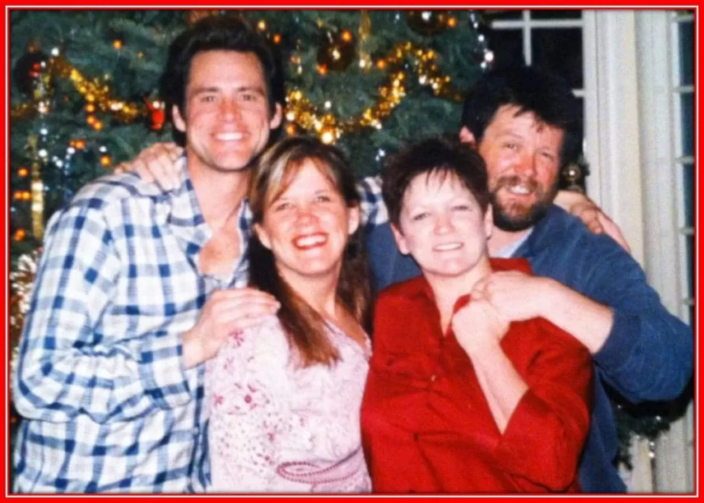 A throwback picture of Carrey together with his brother and sisters.