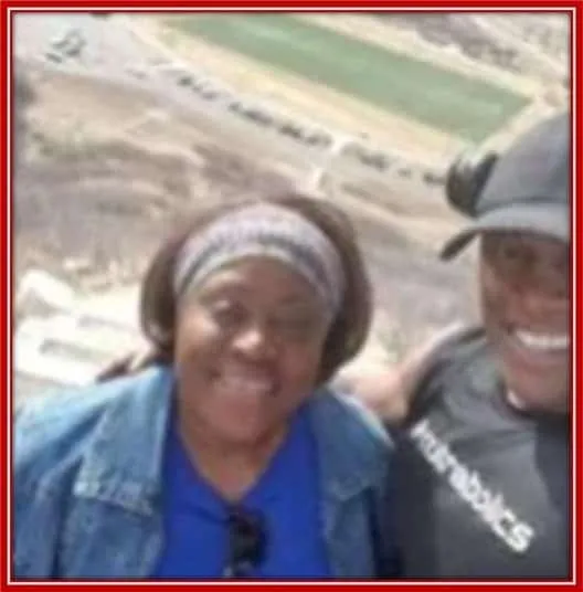 A zoomed photo of Bobby Lashley with his mum.