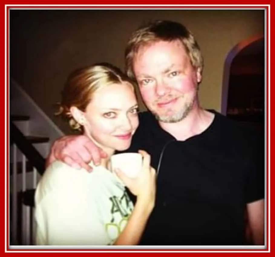 A rare photo of the actress and her Father, Jack Seyfried.