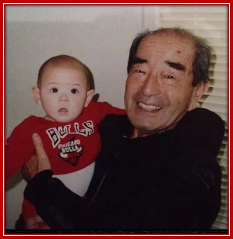 The Rare Photo of Grandpa Manjo With his Little Grandson, Kyle Larson.