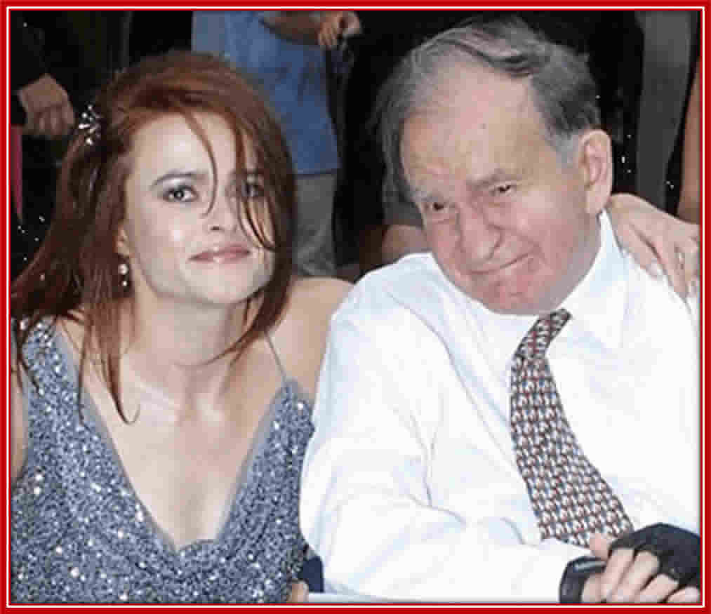 A lovely photo of Helena with her dad, Raymond.