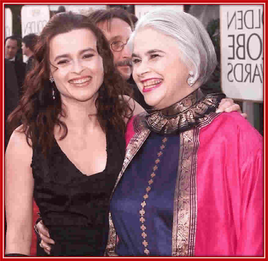An awesome photo of Helena with her mum, Elena.