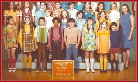 Behold Michael Jackson in his Early Childhood in the Gardner Street School. Can you Spot Mj out?