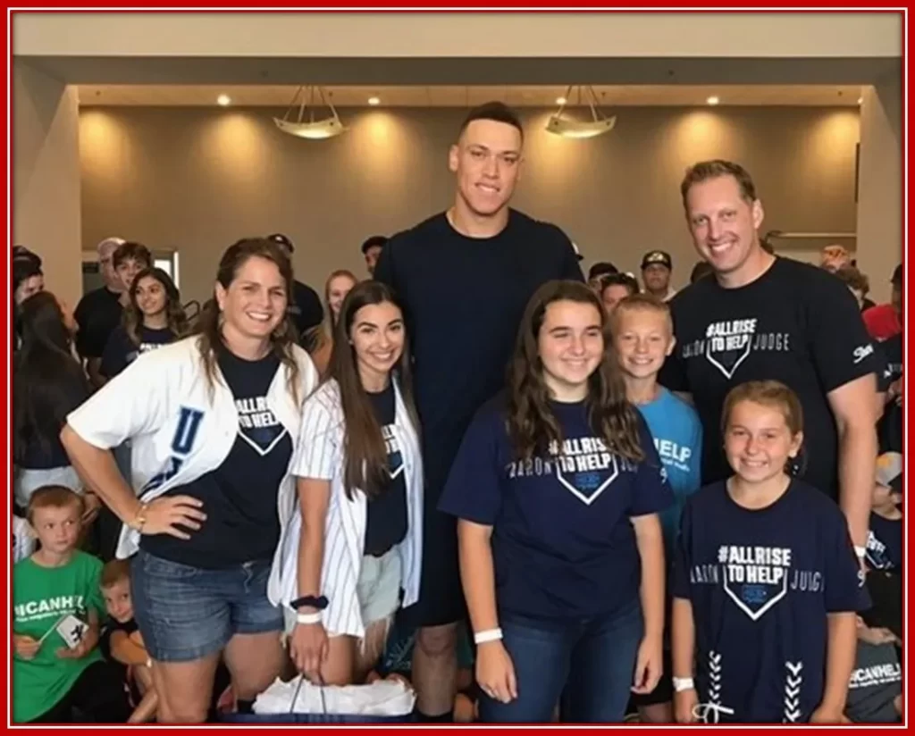 Behold the photo of Aaron Judge and the ALL RISE Foundation crew.