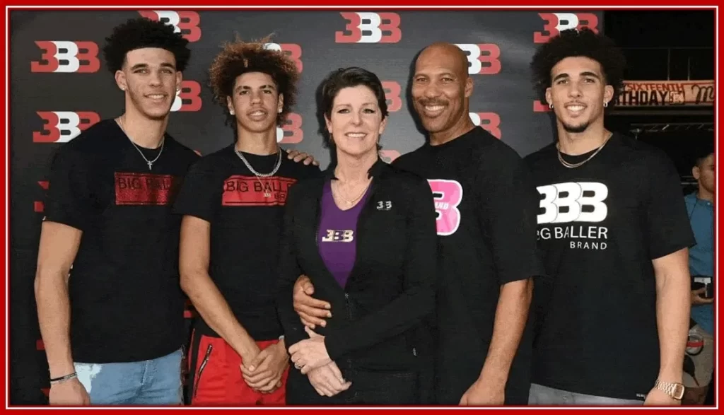 Behold the Ball Family- Parents (LaVar Ball and Tina Ball) and his two Brothers (LiAngelo Ball and Lonzo Ball).